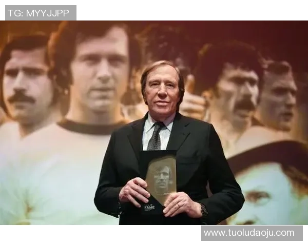 德国足球传奇人物的崛起与辉煌历程探秘