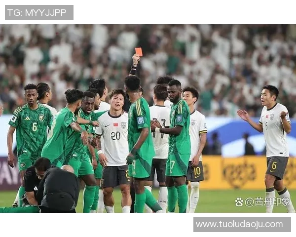 足球明星陨落之路揭秘下滑最快的球员背后故事与原因分析 足球明星陨落之路揭秘下滑最快的球员背后故事与原因分析